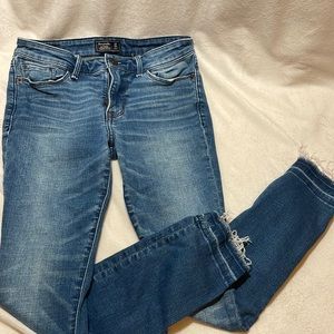 Abercrombie jeans (1)